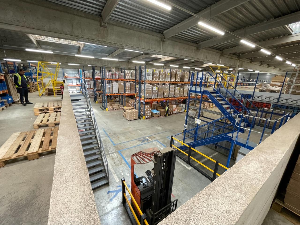 Local d'activité Lisses 3168m² Location local d'activité Lisses Essonne OLACT2312386 3